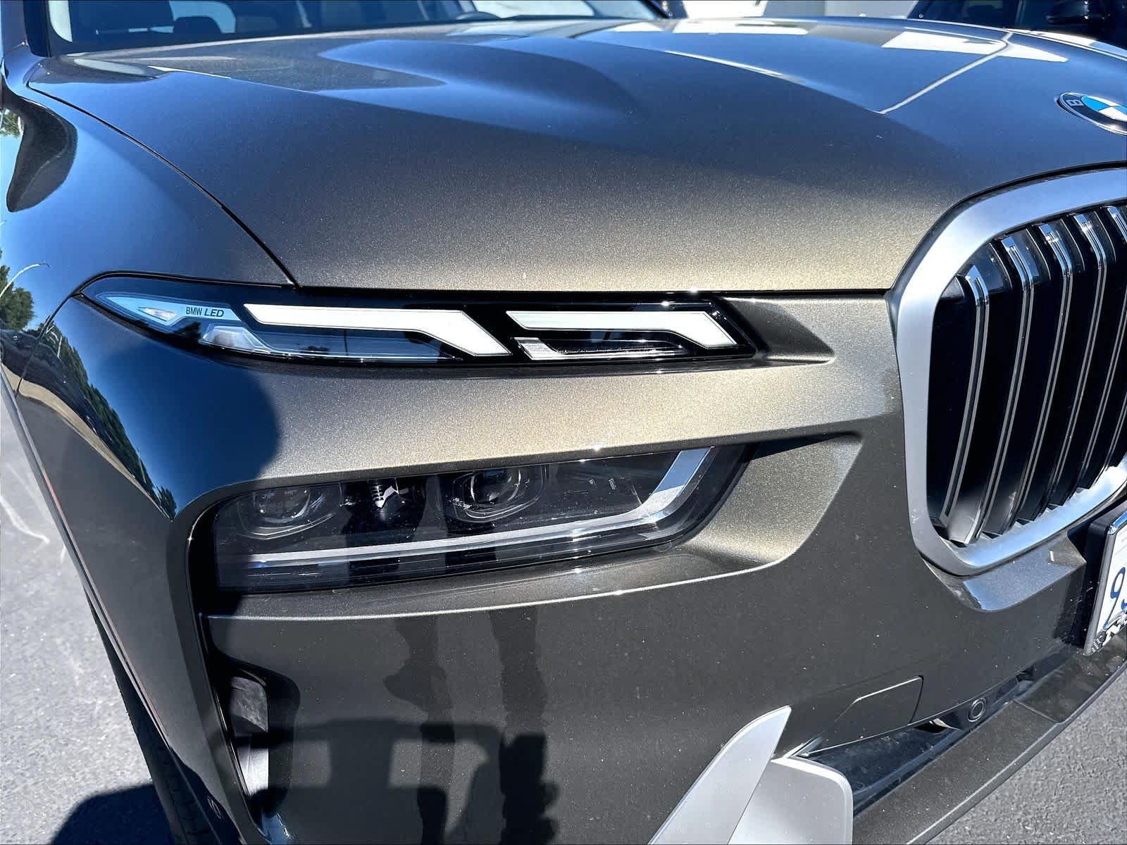 Certified 2024 BMW X7 xDrive40i AWD/4WD image 35