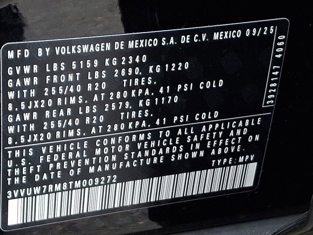 Used 2026 Volkswagen Tiguan SEL R-Line AWD/4WD image 30