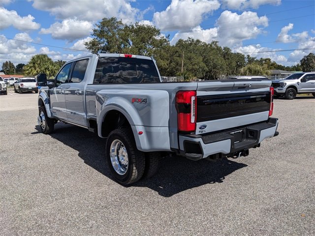 New 2026 Ford F450 Platinum w/ FX4 Off-Road Package image 5