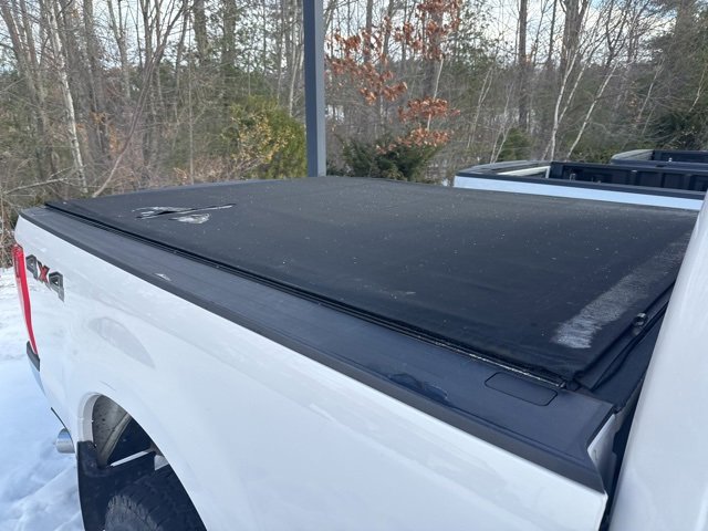 Used 2017 Ford F250 Lariat w/ Chrome Package image 6