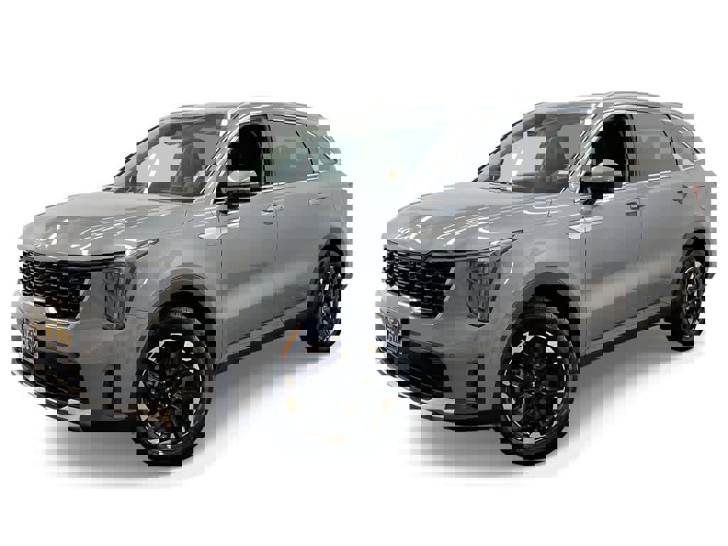 Used 2025 Kia Sorento S