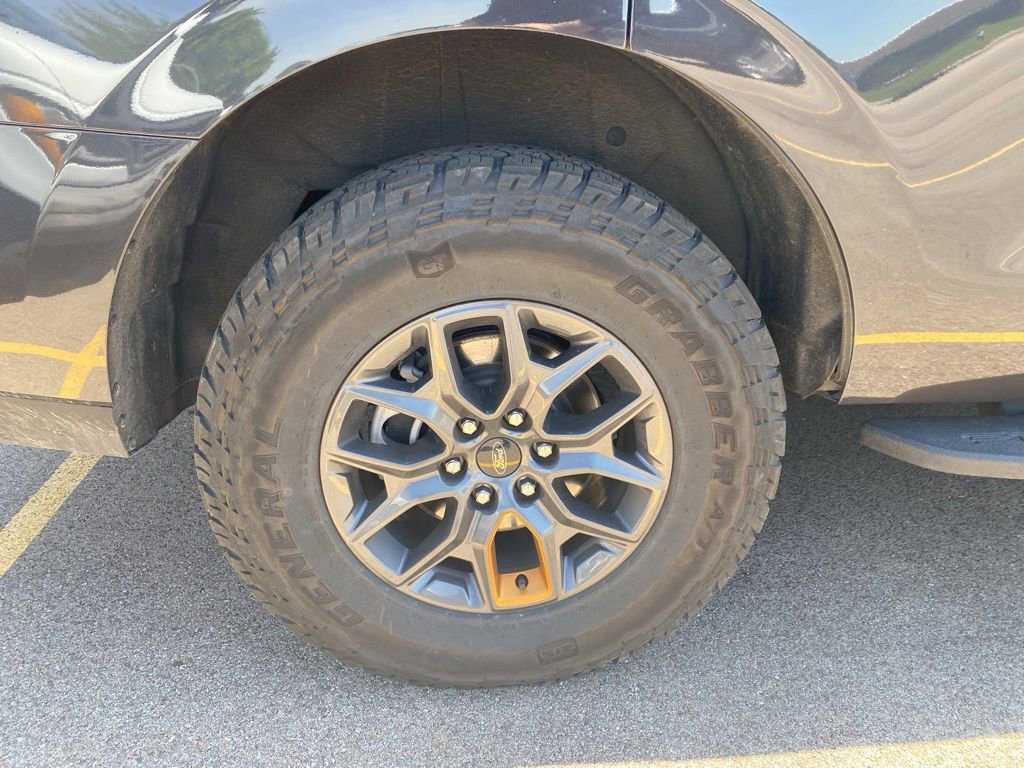 Used 2025 Ford Expedition Tremor AWD/4WD image 9
