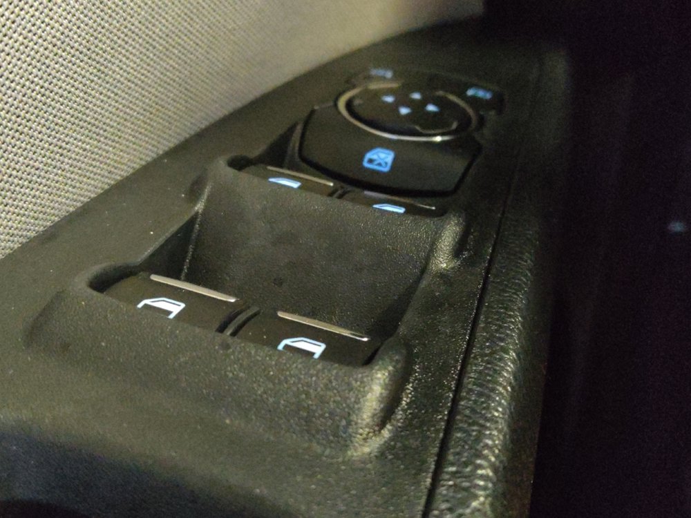 Used 2018 Ford Fusion S FWD image 27
