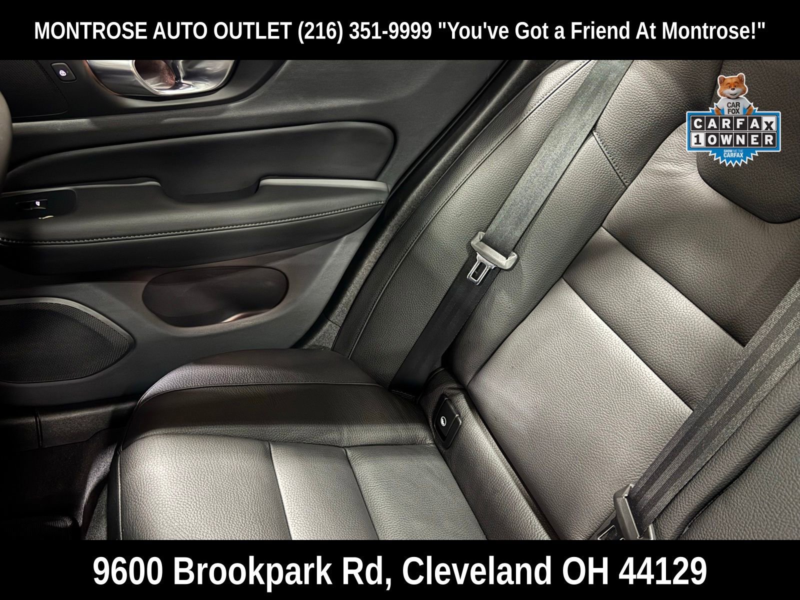 Used 2025 Volvo V60 B5 Cross Country Plus image 29