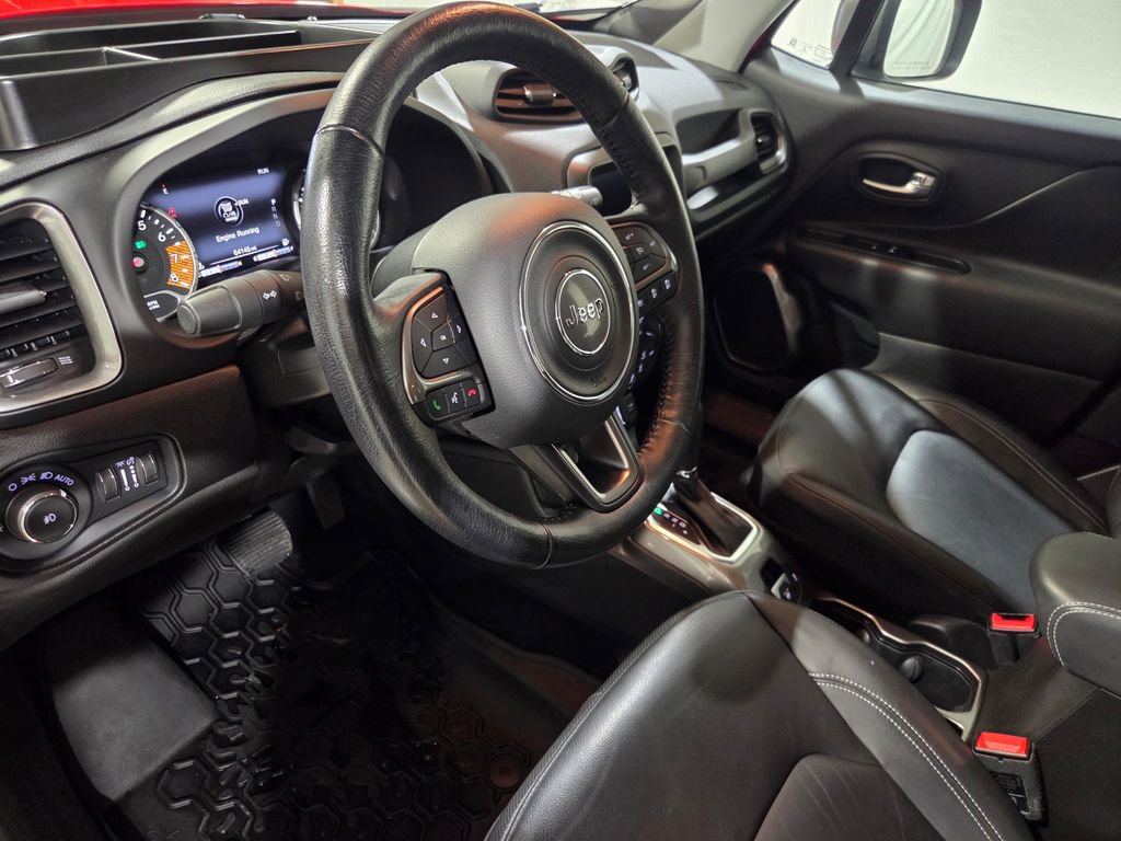 Certified 2021 Jeep Renegade Limited w/ Luxury Group II image 6