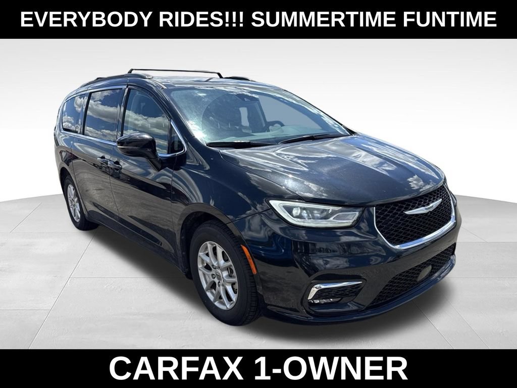 Used 2022 Chrysler Pacifica Touring-L