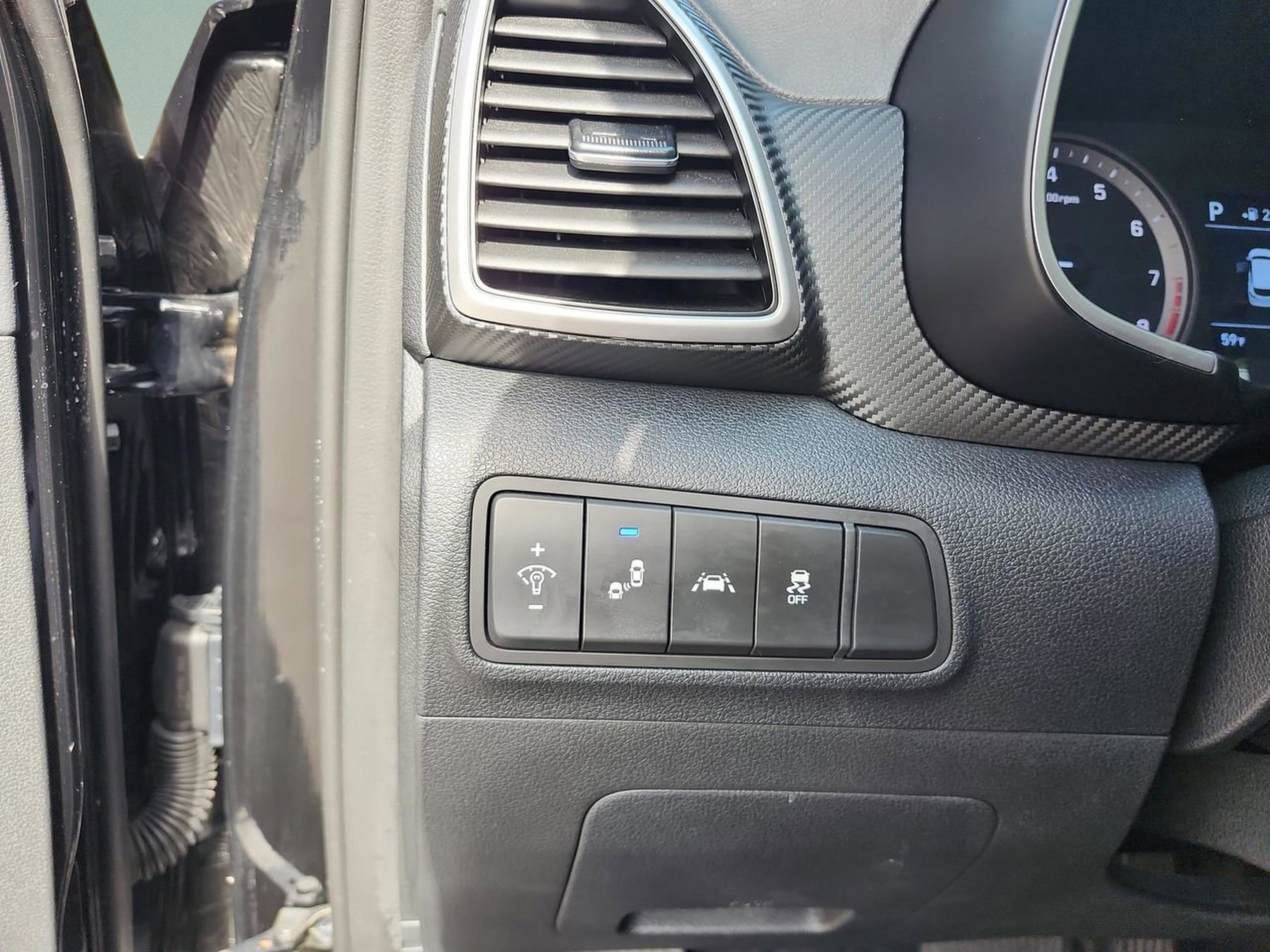 Certified 2021 Hyundai Tucson SEL w/ Winter Weather Package image 13