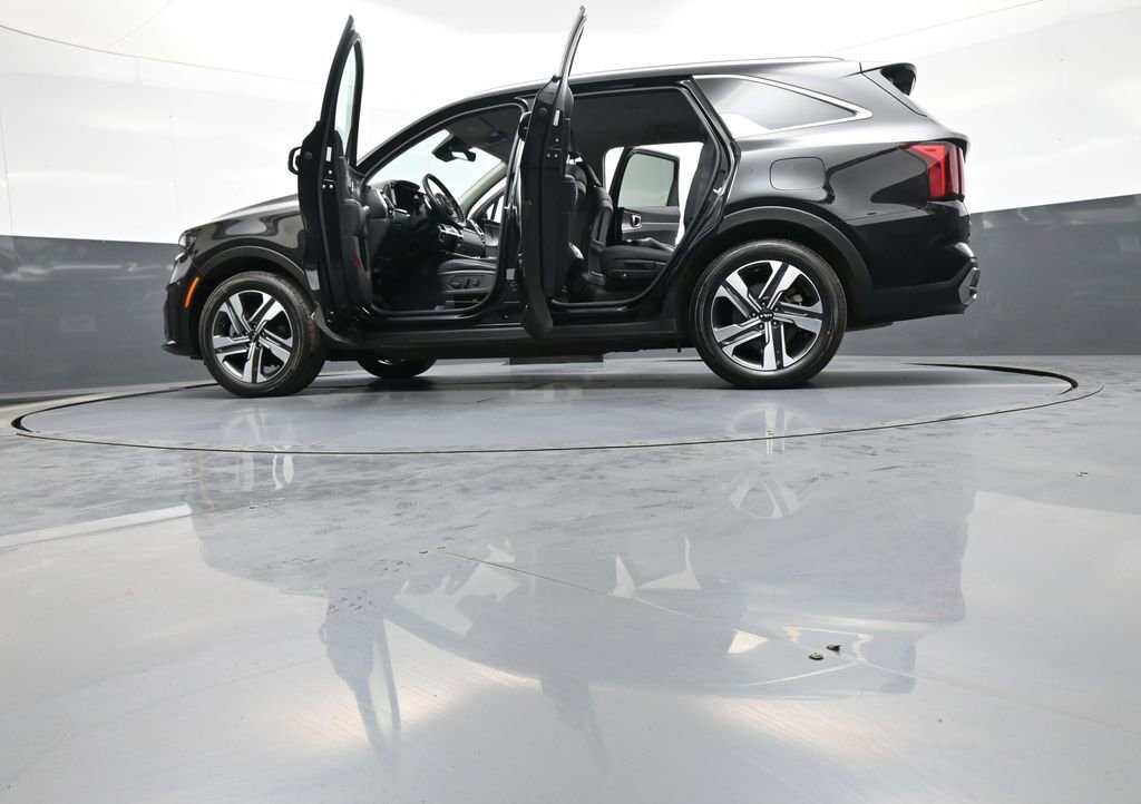 Certified 2023 Kia Sorento EX image 51
