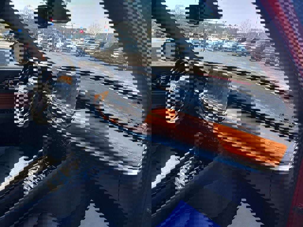 Used 2024 Jeep Compass Limited image 22