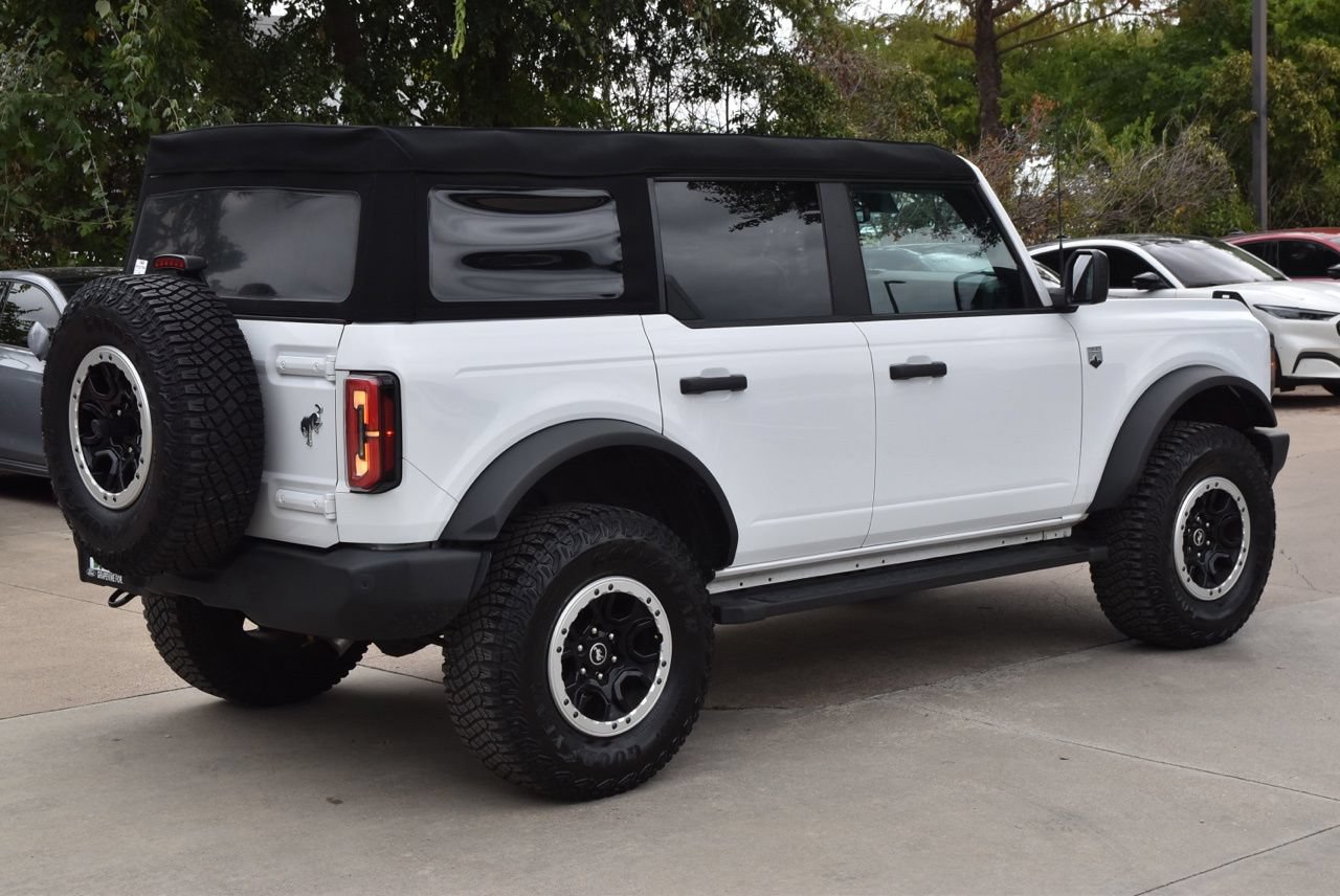 Certified 2023 Ford Bronco Big Bend w/ Sasquatch Package AWD/4WD image 7