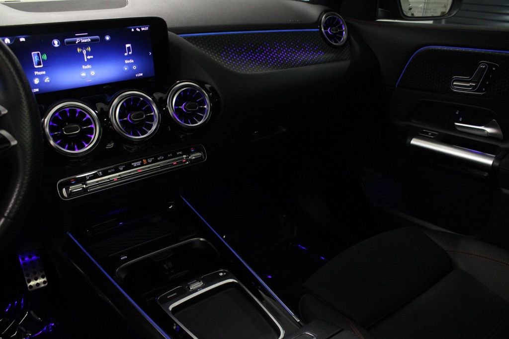 Certified 2025 Mercedes-Benz GLA 250 image 22