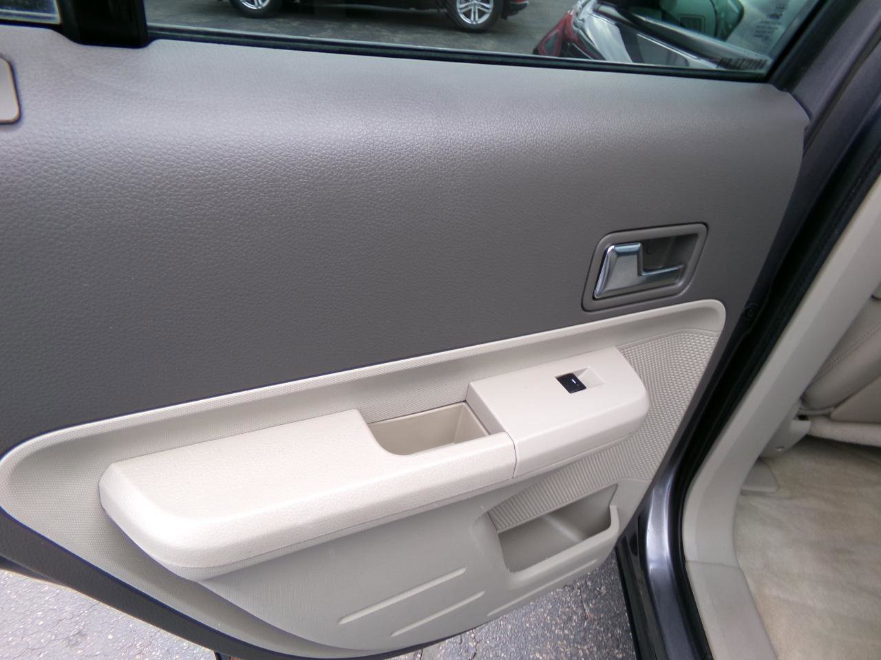 Used 2010 Ford Edge SEL AWD/4WD image 26