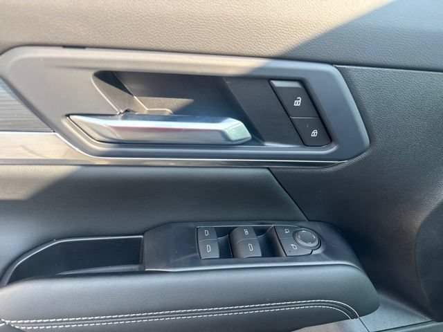 New 2027 GMC Terrain Elevation AWD/4WD image 11