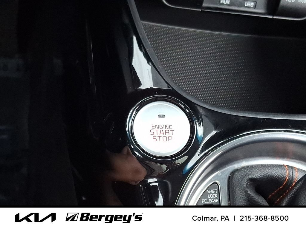Used 2017 Kia Soul ! w/ Tech Package FWD image 27