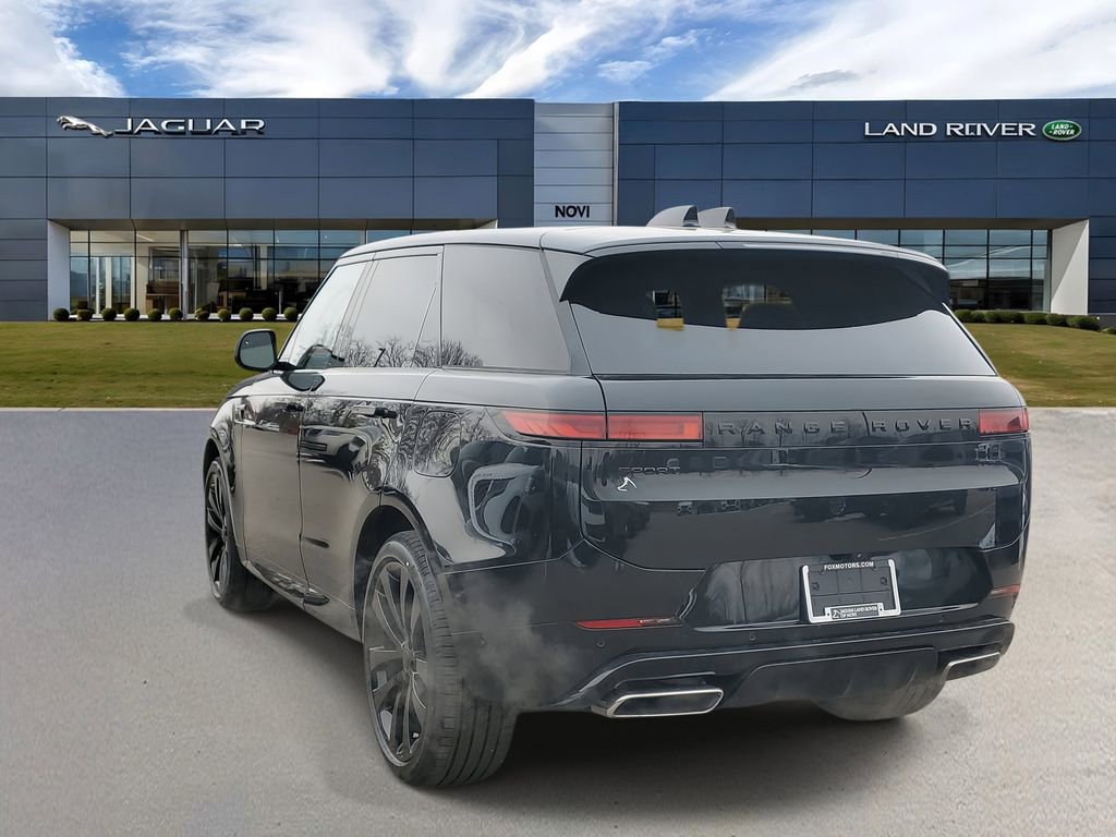 New 2026 Land Rover Range Rover Sport Dynamic SE image 2