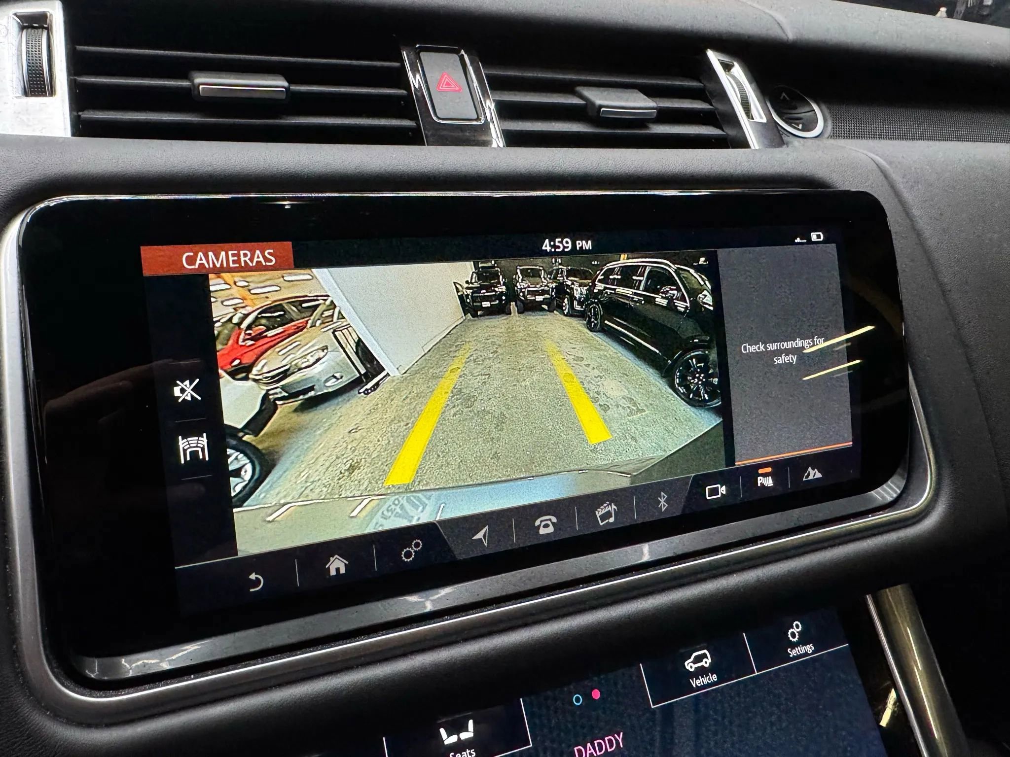 Used 2019 Land Rover Range Rover Sport HSE Dynamic image 24