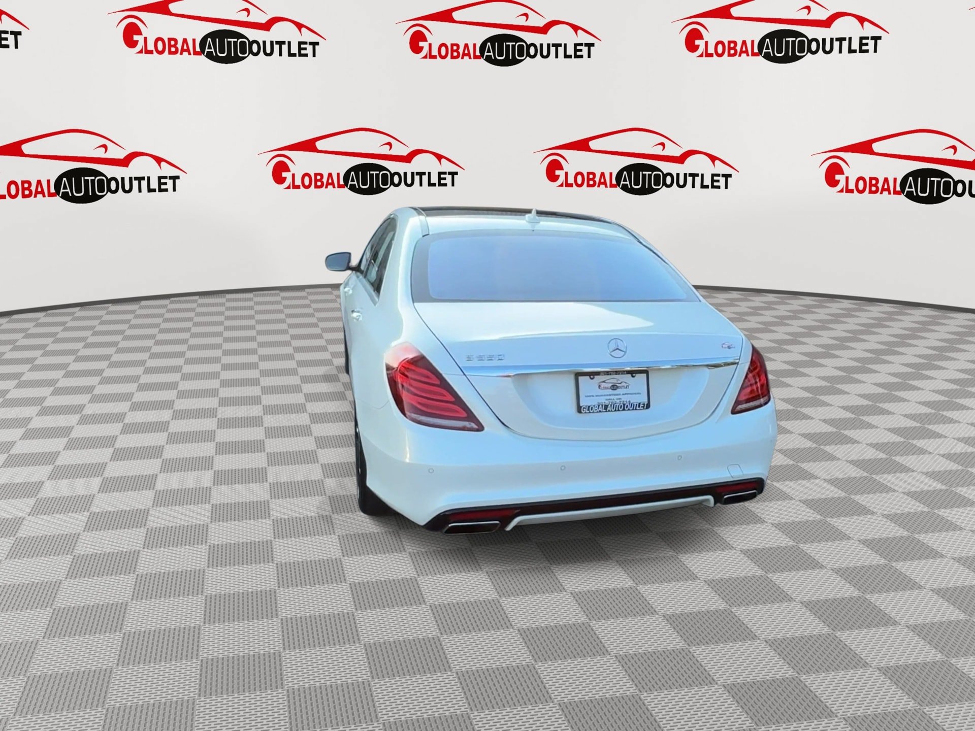 Used 2015 Mercedes-Benz S 550 Sedan image 7