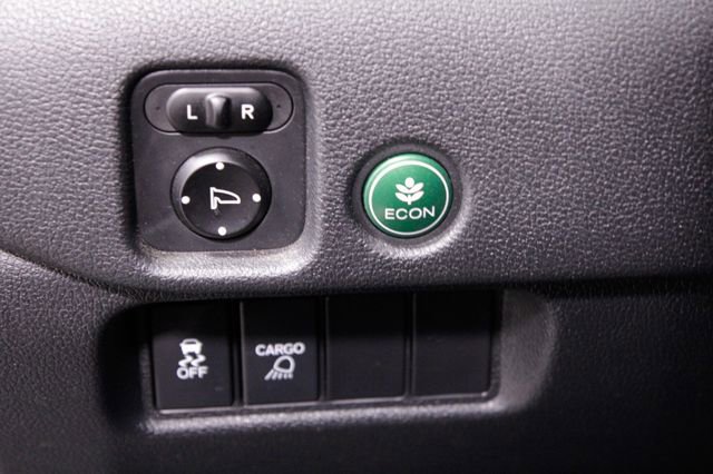 Used 2017 Honda Ridgeline Sport image 23