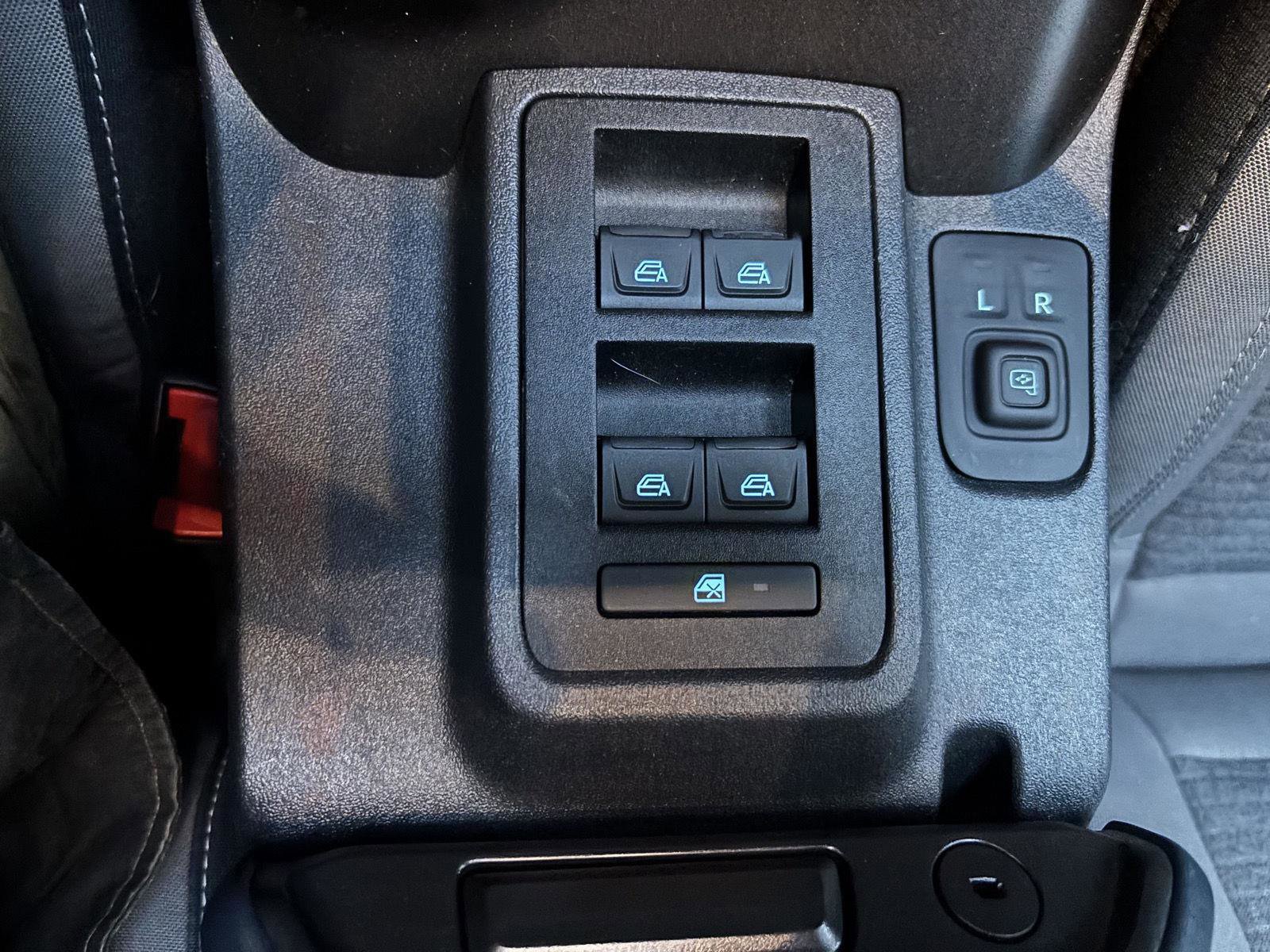 Used 2022 Ford Bronco Outer Banks image 17