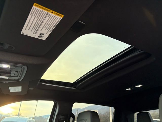 Used 2024 GMC Sierra 1500 AT4 w/ Technology Package image 29