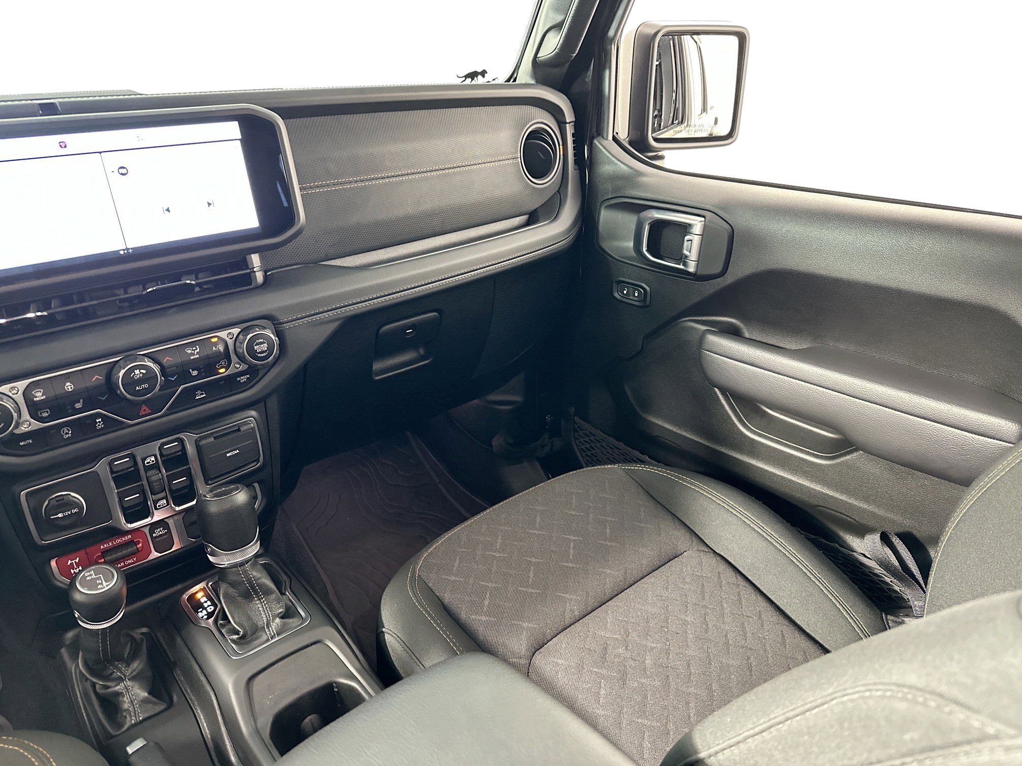 Used 2024 Jeep Gladiator Mojave w/ Convenience Group image 22