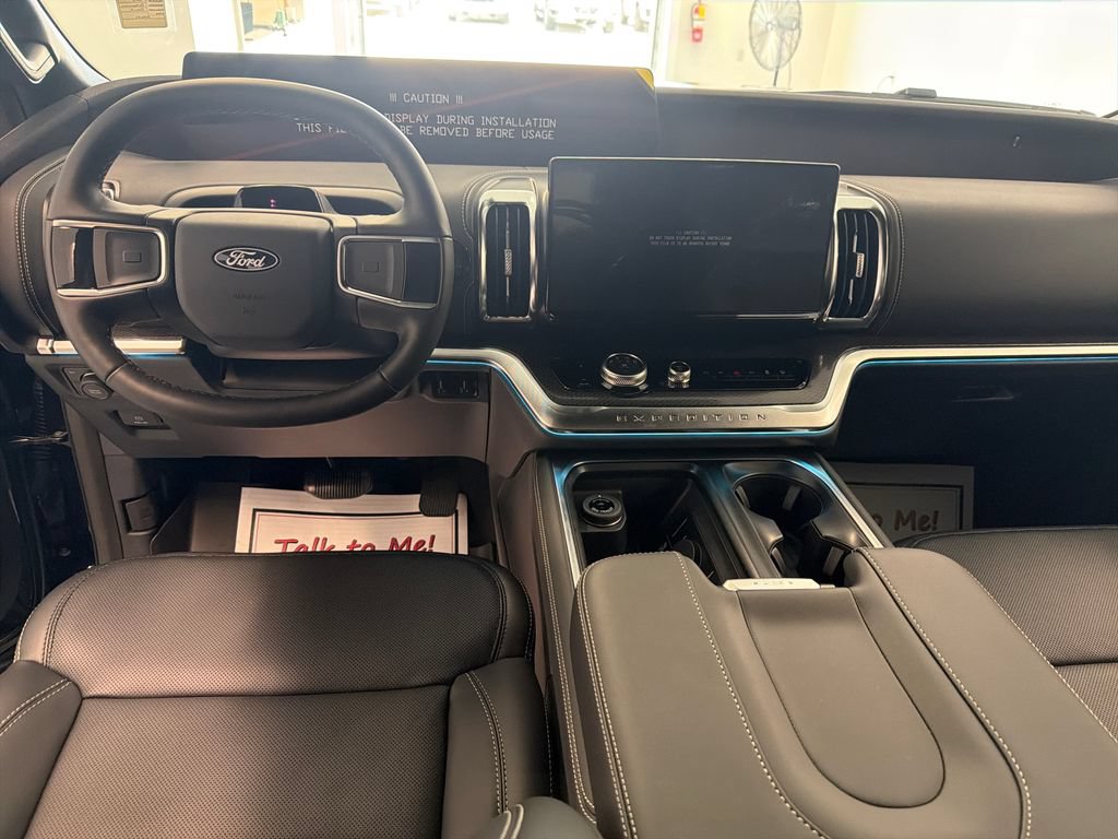 New 2027 Ford Expedition Platinum w/ Stealth Performance Package AWD/4WD image 14