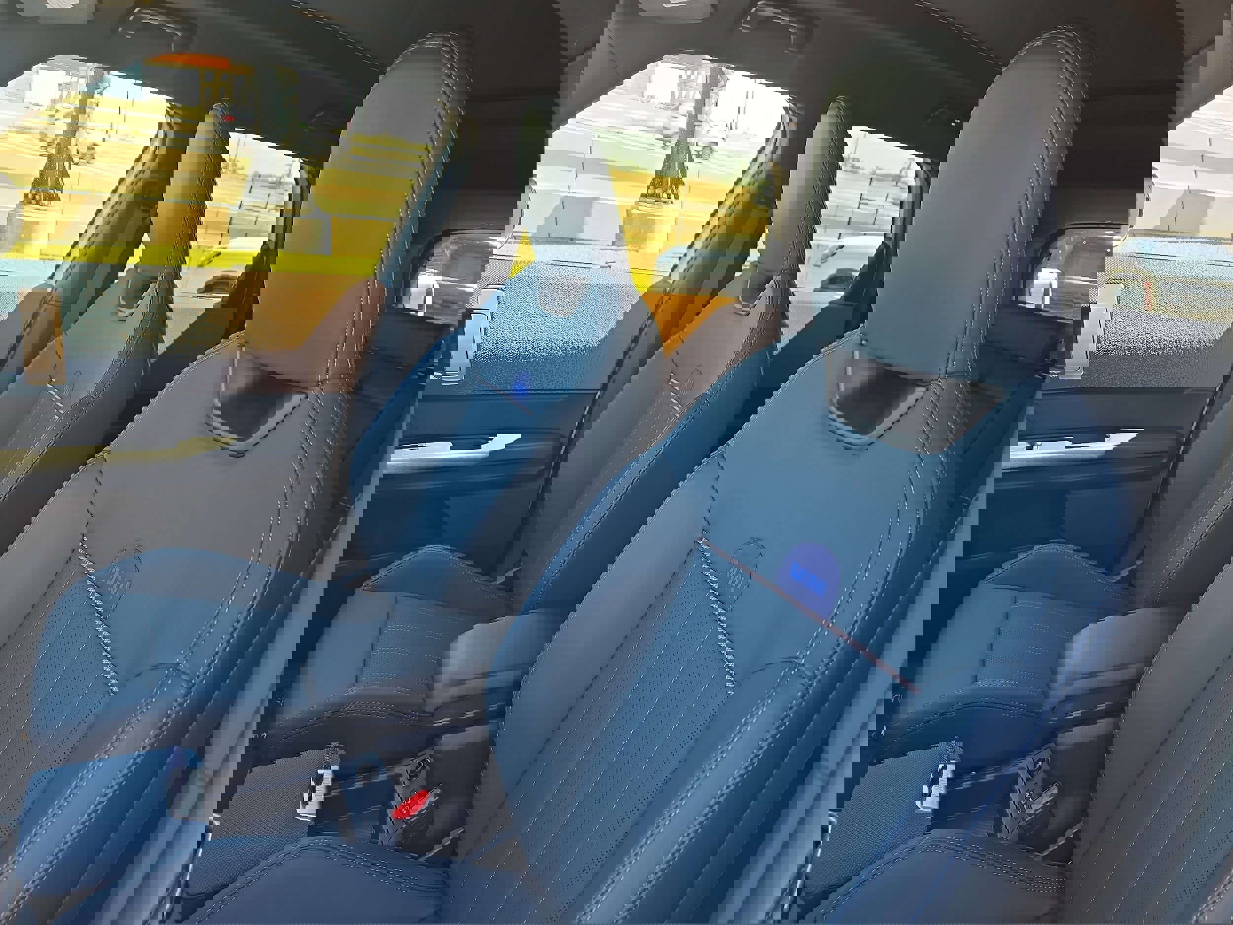 Used 2025 MINI Cooper Countryman S w/ Comfort Package Max image 21