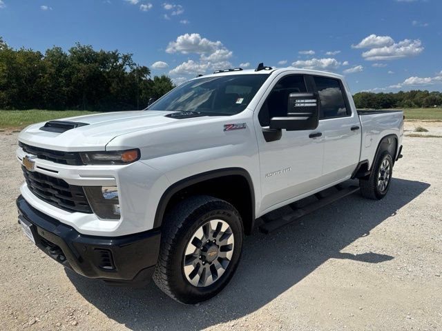 Used 2026 Chevrolet Silverado 2500 Custom w/ Custom Value Package AWD/4WD image 1