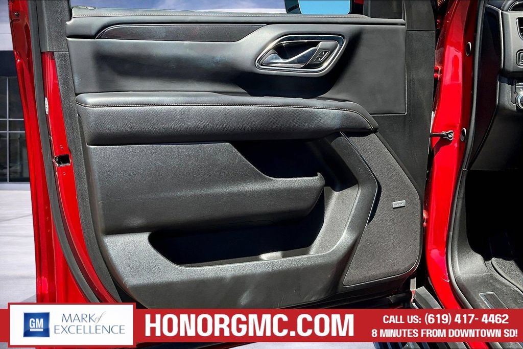 Used 2024 GMC Yukon AT4 w/ AT4 Premium Plus Package AWD/4WD image 20