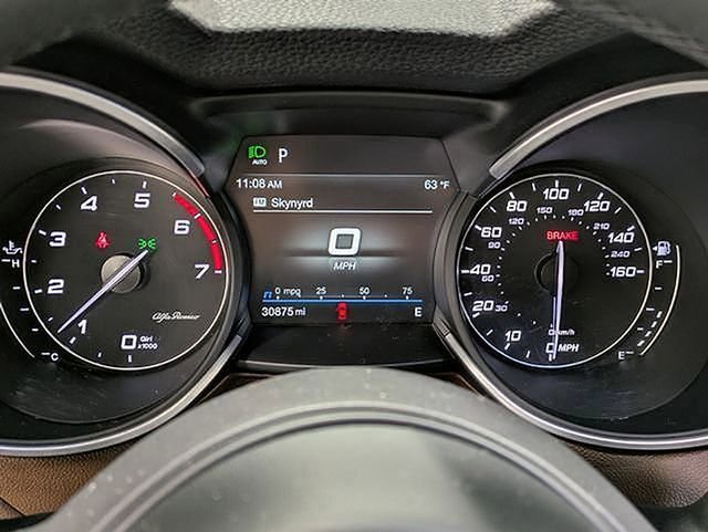 Used 2021 Alfa Romeo Stelvio Ti w/ Nero Edizione image 18