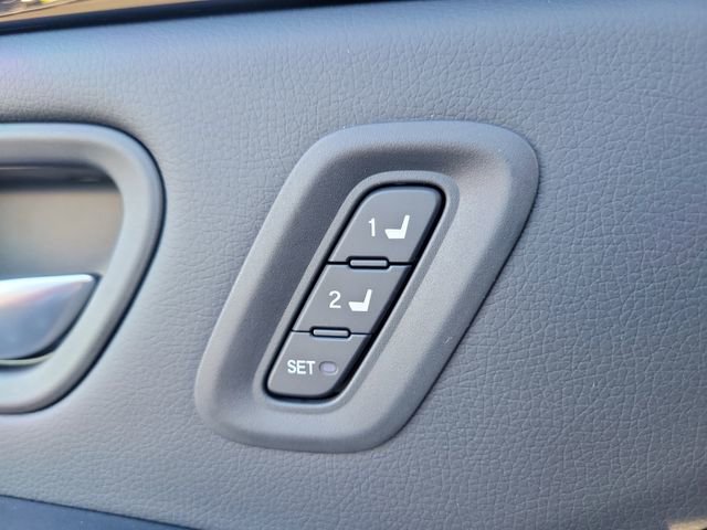 New 2025 Honda Pilot Touring image 22