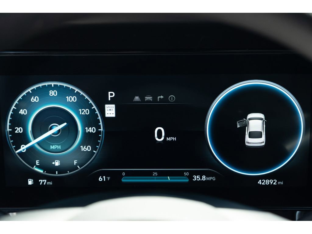 Used 2024 Hyundai Elantra SEL image 20