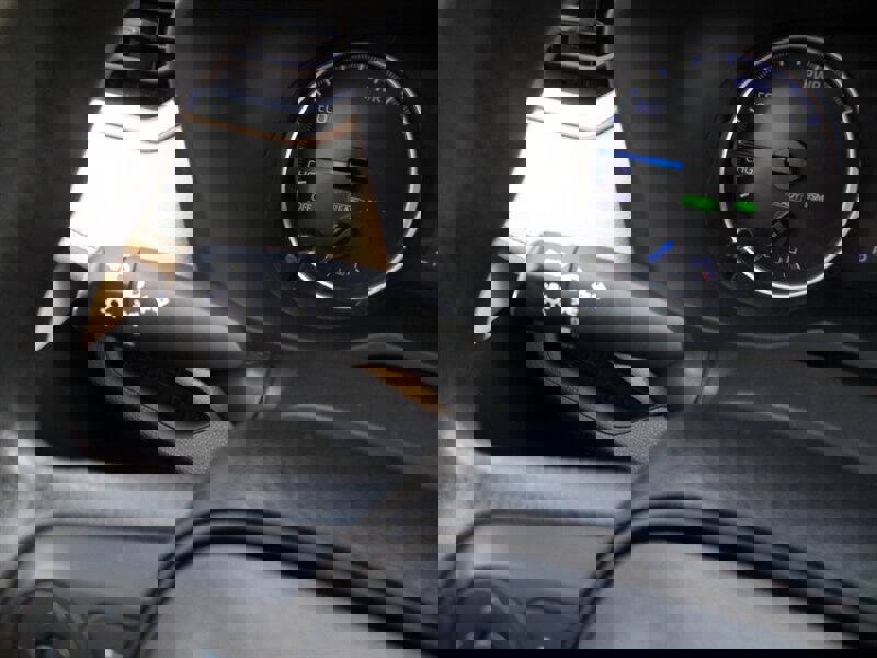 Used 2019 Toyota RAV4 LE w/ Carpet Mat Package AWD/4WD image 25