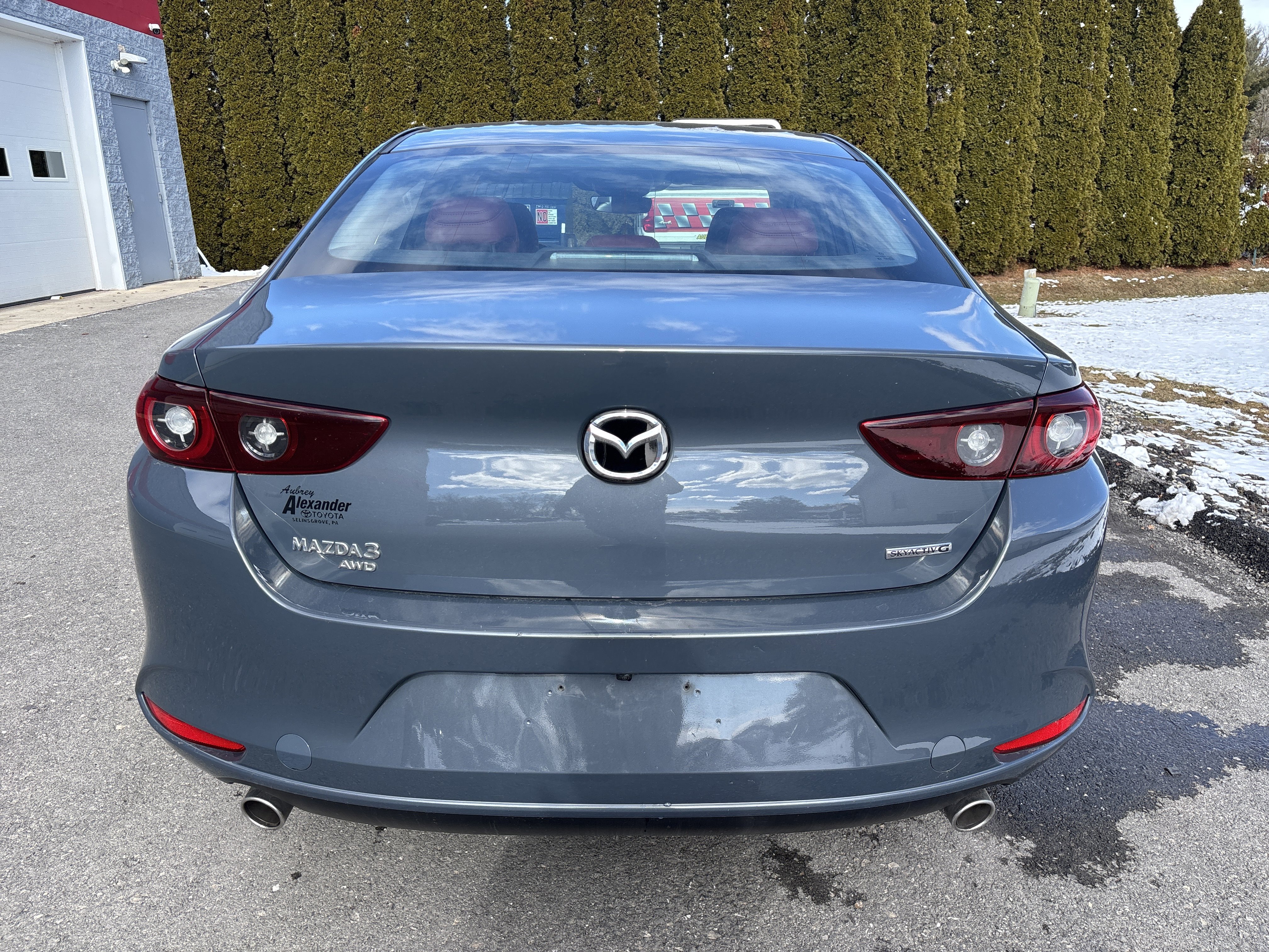 Used 2024 MAZDA MAZDA3 s video 4