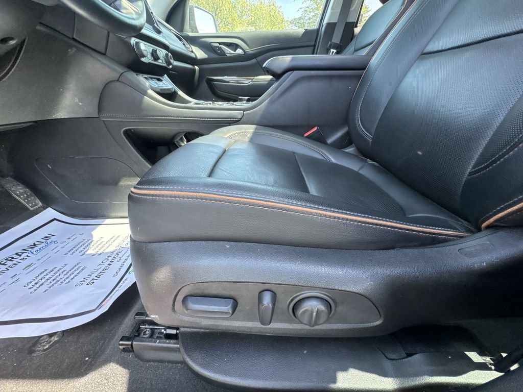 Used 2023 GMC Acadia AT4 w/ GMC Pro Grade Package AWD/4WD image 12