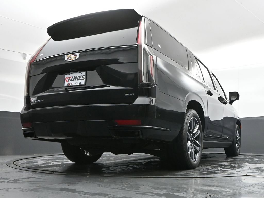 Used 2024 Cadillac Escalade ESV Sport w/ Touring Package AWD/4WD image 42