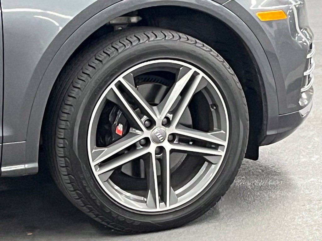 Used 2019 Audi SQ5 Premium Plus w/ Premium Plus Package AWD/4WD image 38