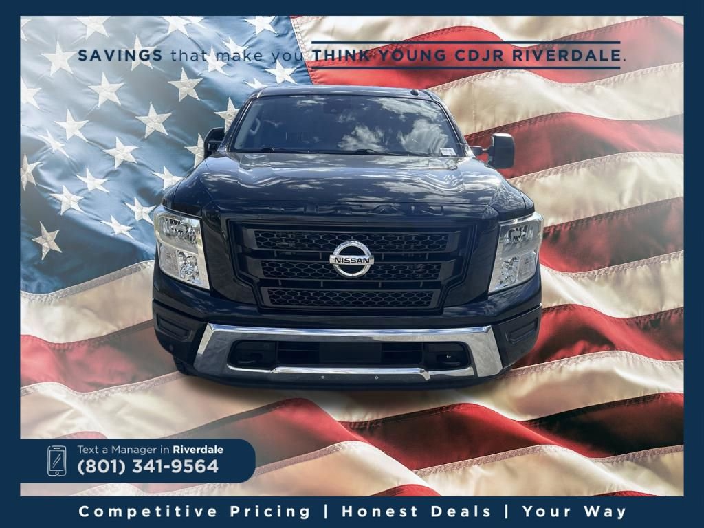 Used 2021 Nissan Titan SV w/ SV Convenience Package image 8
