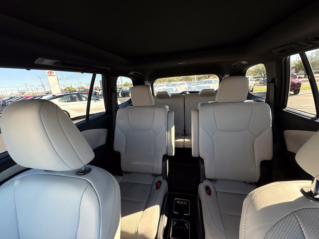 Used 2026 Lexus TX 350 AWD w/ Technology Package image 21