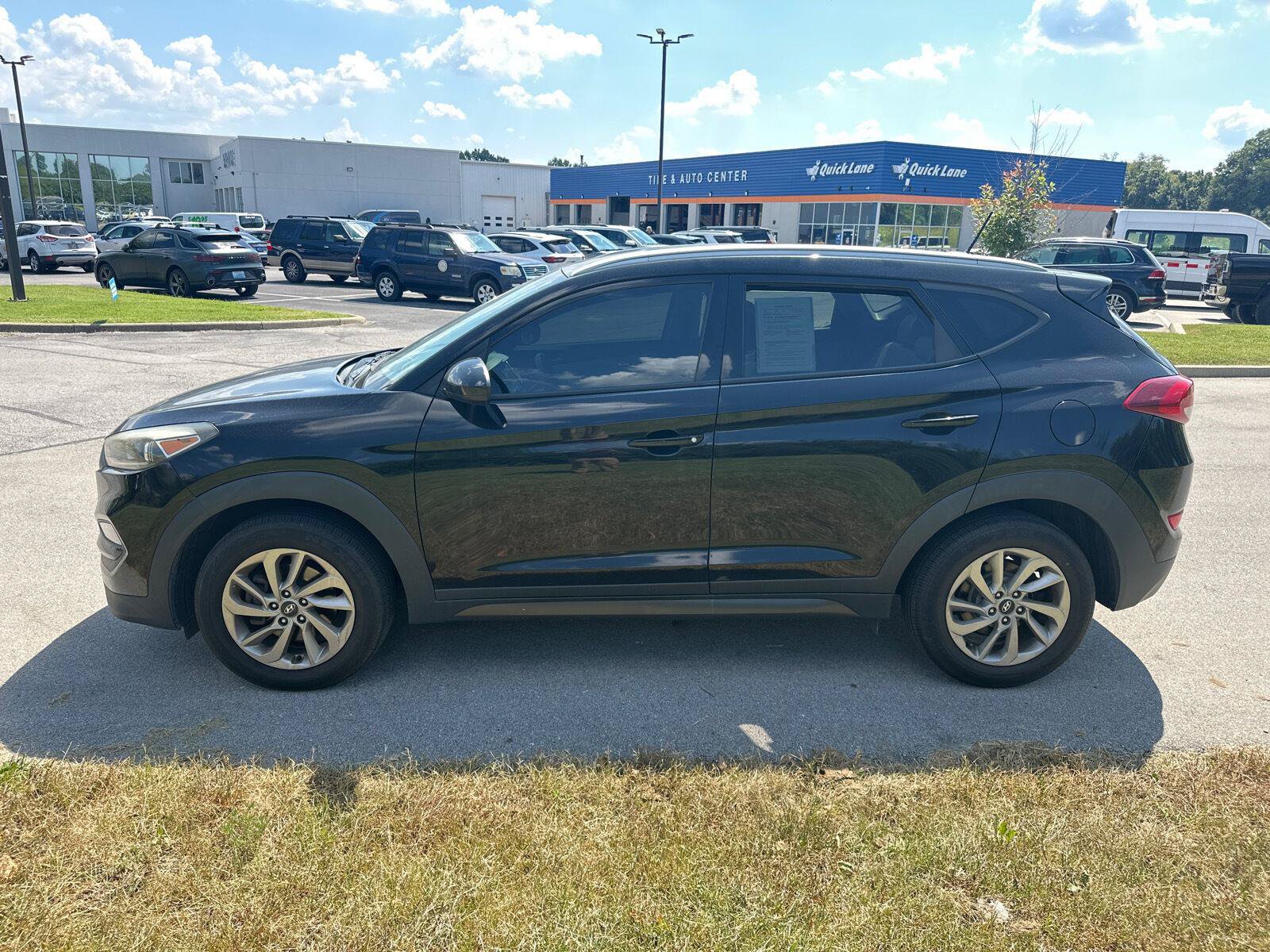 Used 2016 Hyundai Tucson SE w/ Option Group 02 FWD image 8