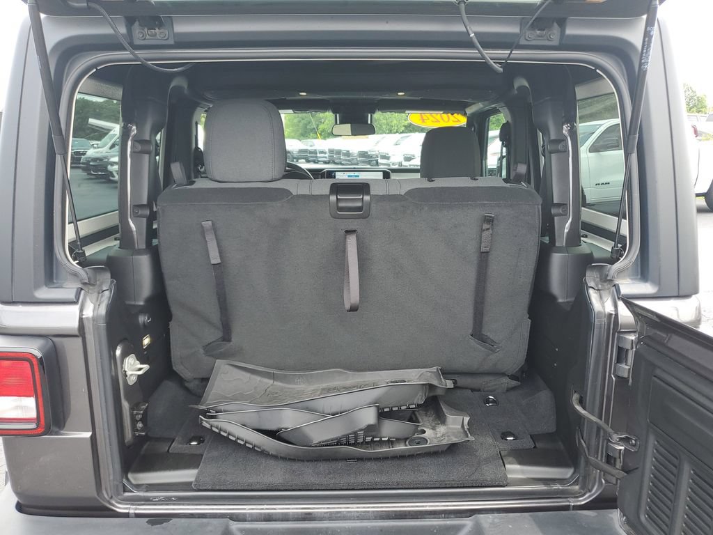 Certified 2024 Jeep Wrangler Sport AWD/4WD image 7