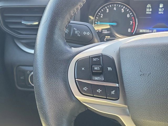 Used 2021 Ford Explorer XLT AWD/4WD image 21