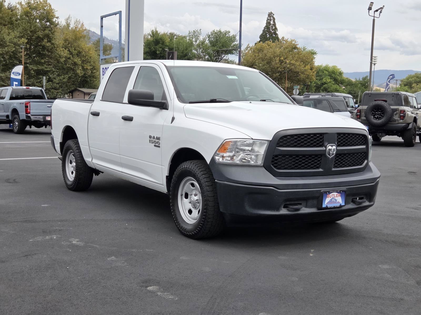 Used 2019 RAM 1500 Tradesman w/ Popular Equipment Group AWD/4WD image 3