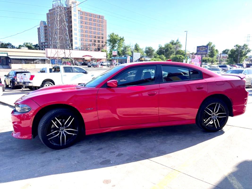 Used 2019 Dodge Charger R/T image 14