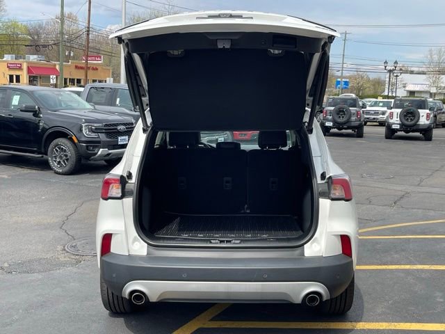 Used 2021 Ford Escape SEL w/ Technology Package image 8