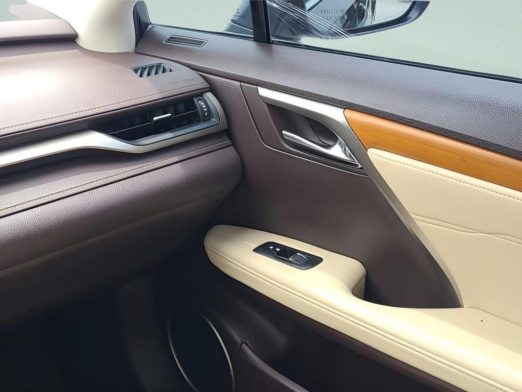 Used 2019 Lexus RX 350 FWD w/ Navigation Package image 13