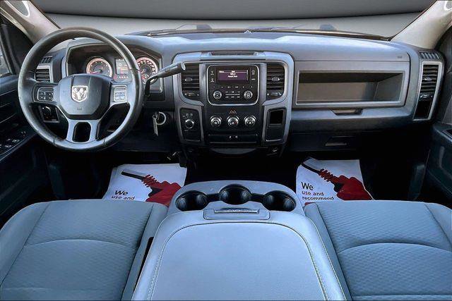 Used 2017 RAM 1500 ST w/ SXT Appearance Group image 9