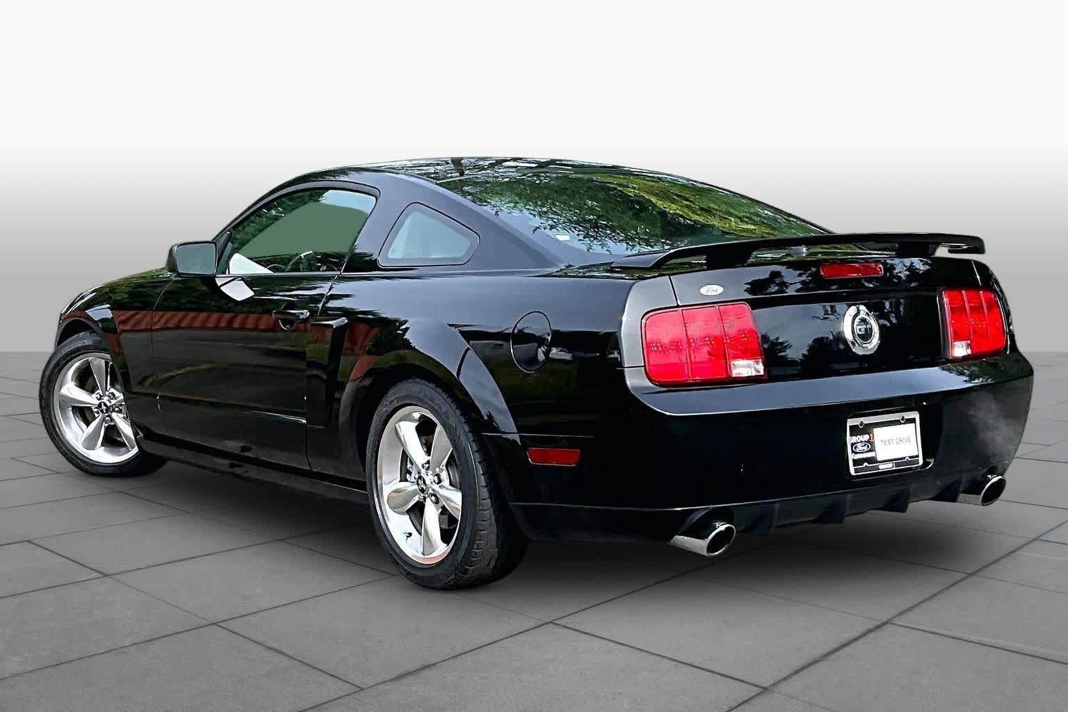 Used 2007 Ford Mustang GT Premium RWD image 10