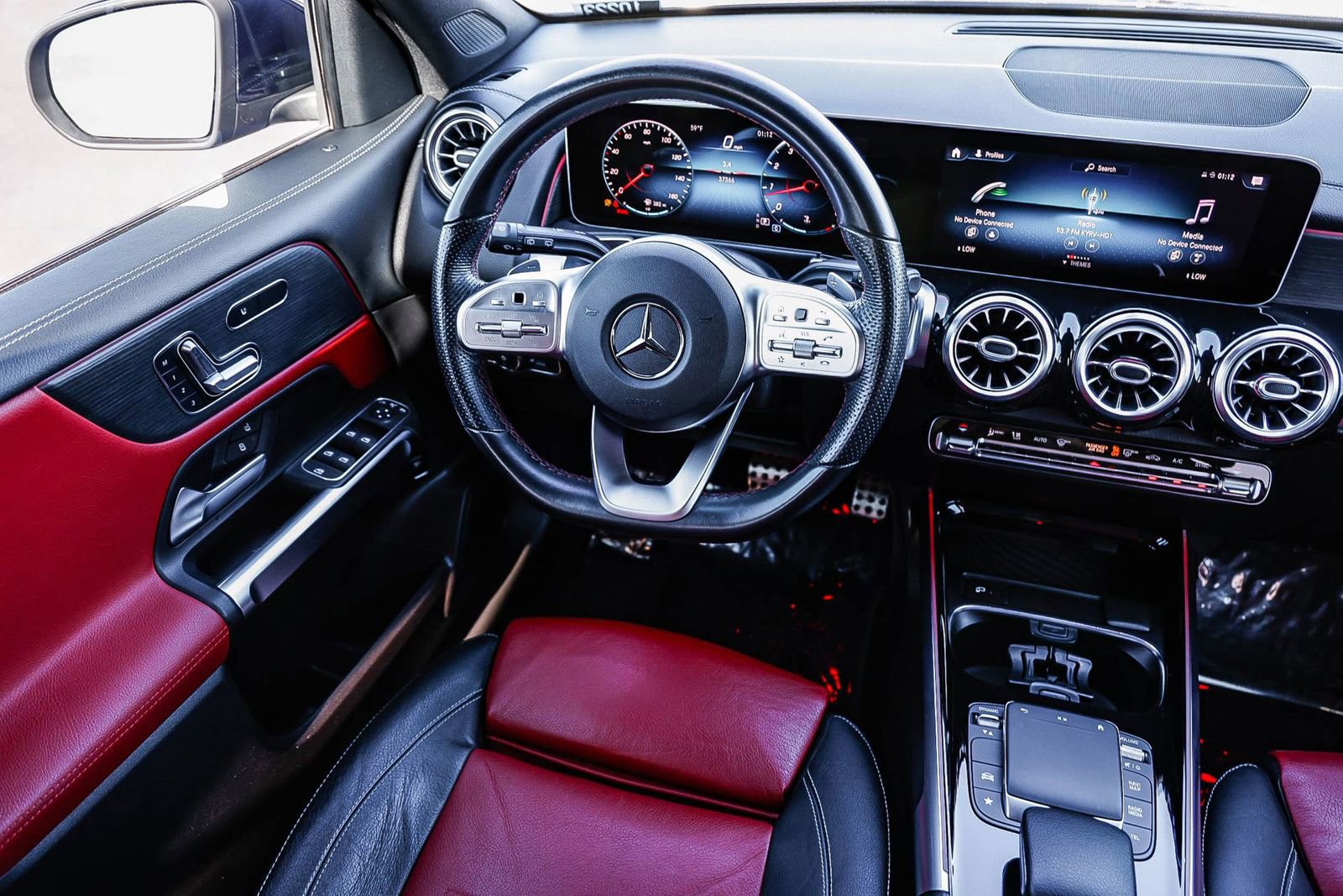 Used 2021 Mercedes-Benz GLB 250 image 14