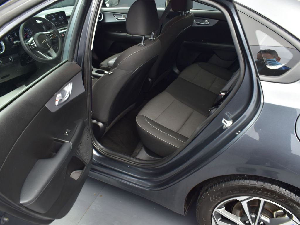 Used 2023 Kia Forte LXS image 10